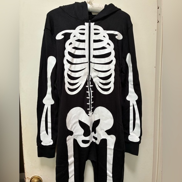🆕 Skeleton Print Black Onesie size small with gloves Unisex Adult SMALL - Picture 4 of 6